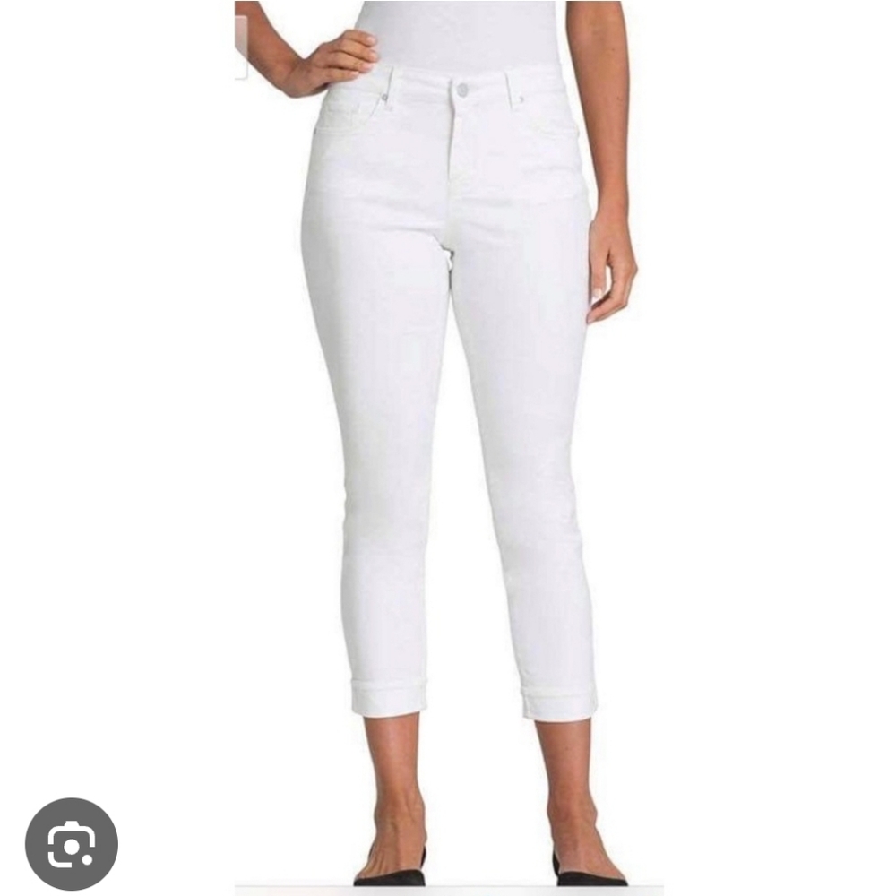 Jessica Simpson Relaxed Skinny Cropped White Jeans Sz 6/28